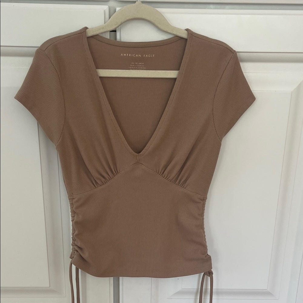 American Eagle Outfitters Tan V-Neck Short Sleeve Top
